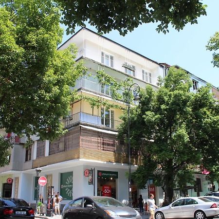 Oldbatumi Apartment エクステリア 写真