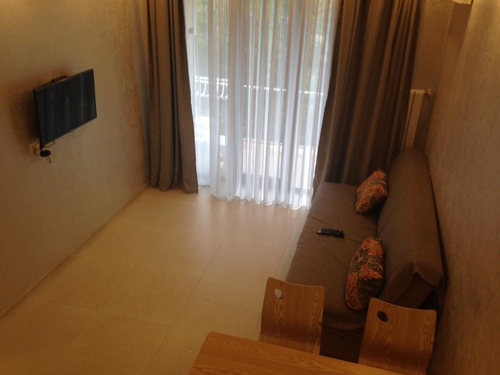 Oldbatumi Apartment エクステリア 写真