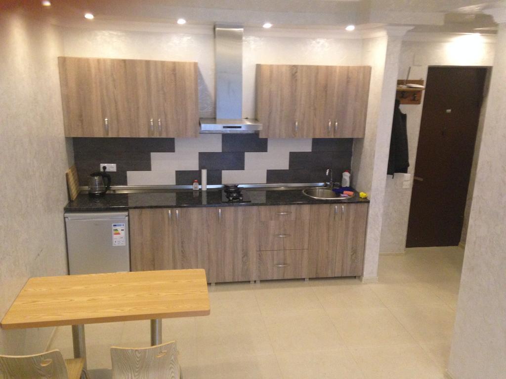 Oldbatumi Apartment エクステリア 写真