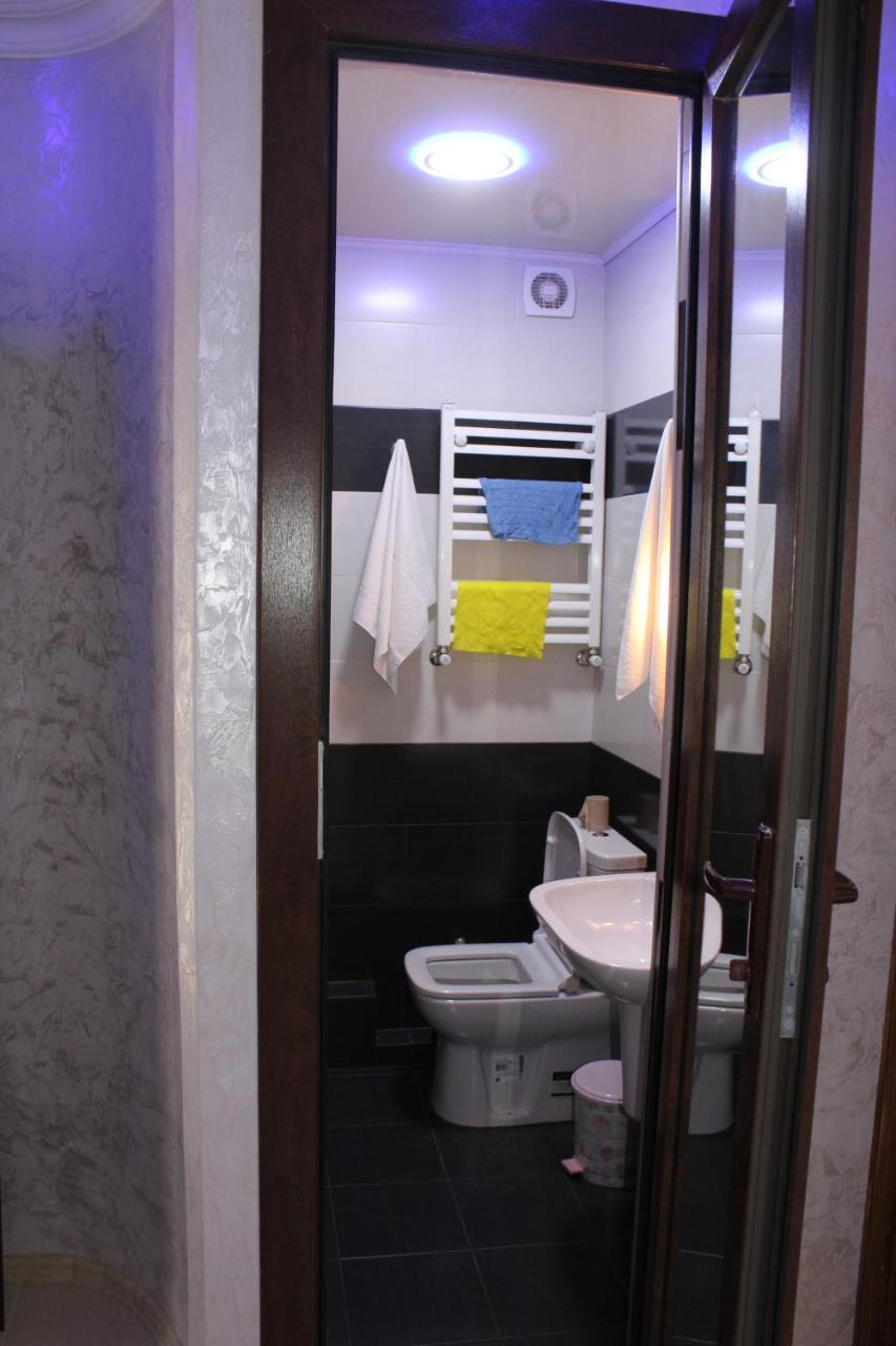 Oldbatumi Apartment エクステリア 写真
