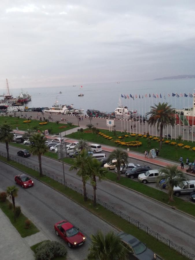 Oldbatumi Apartment エクステリア 写真